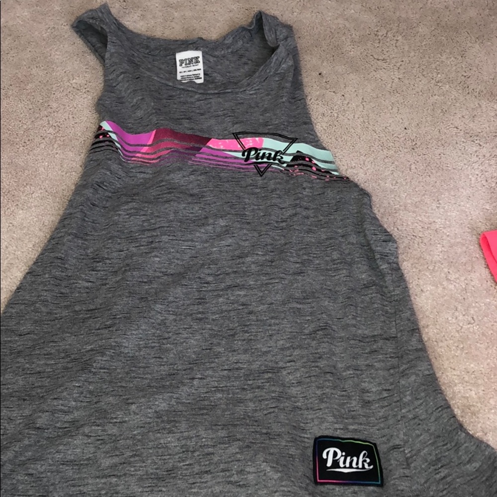 vs pink tank top size xs but fits up to medium